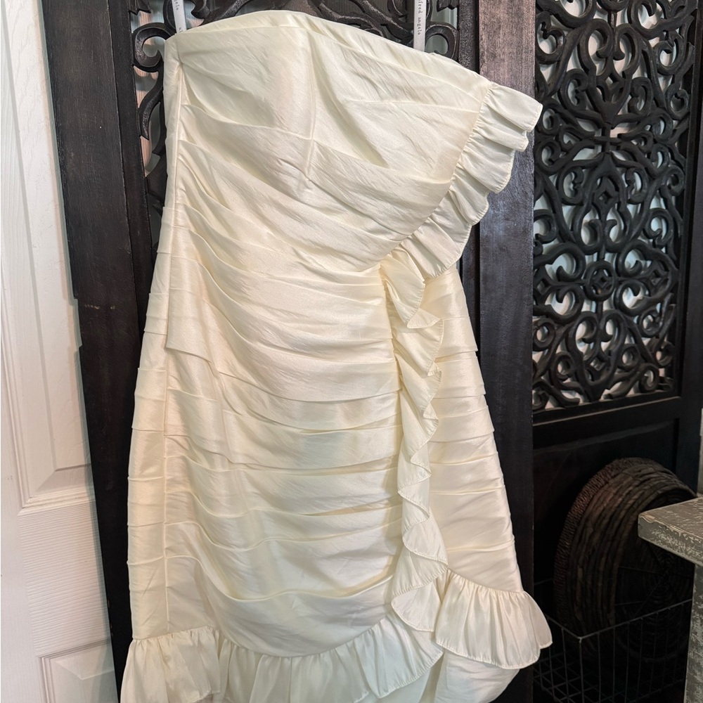 Alfred Angelo Cream Asymmetrical Ruched Gown